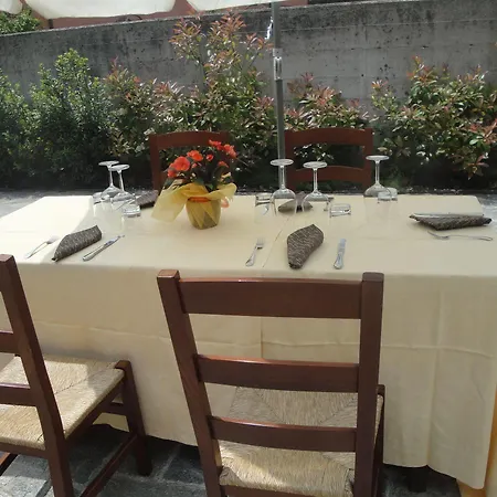 Del Brinsc Guest house Brinzio